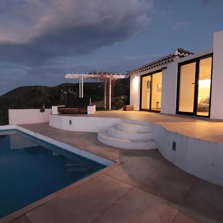 La Palmita Villa *